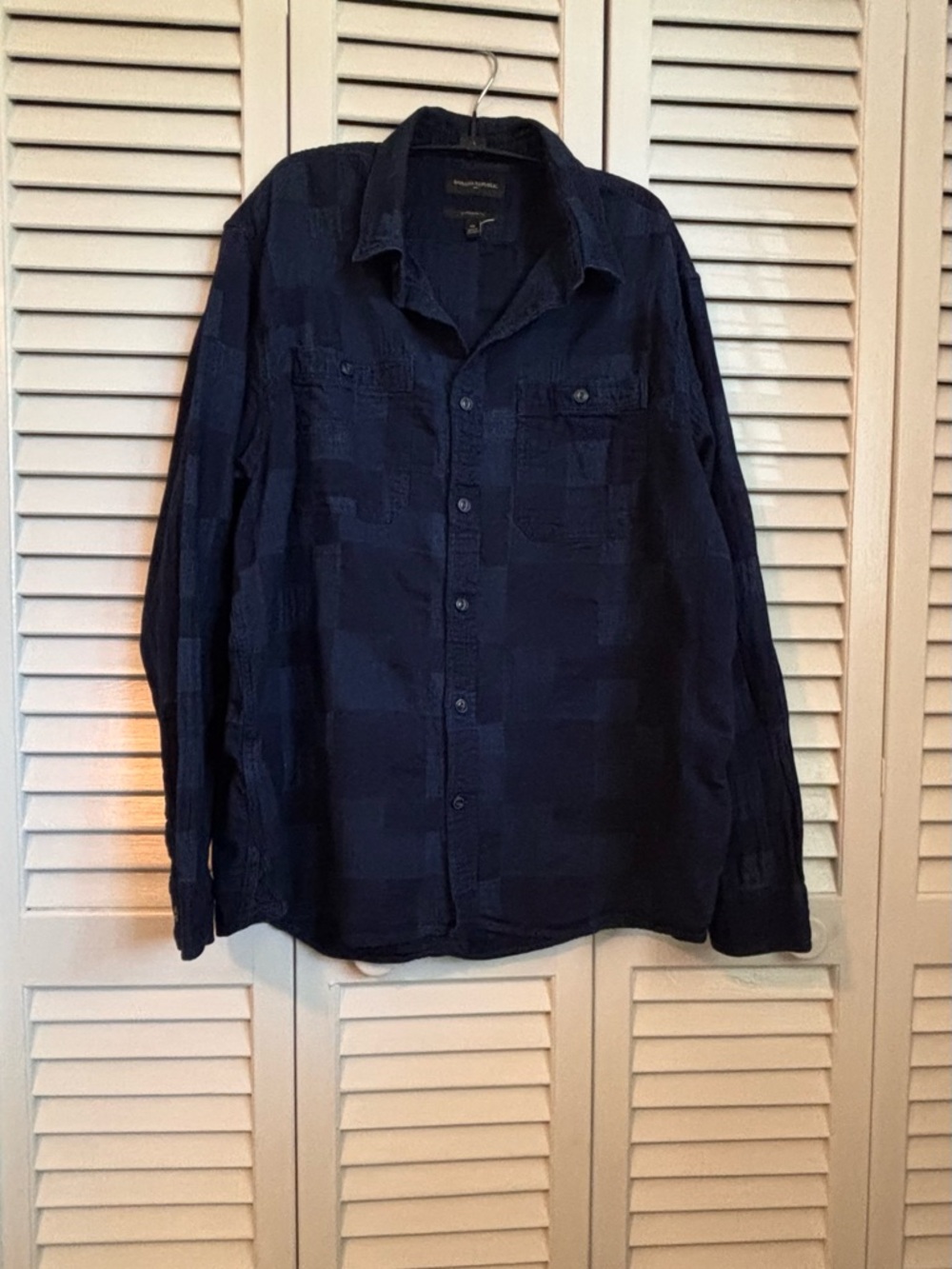 Banana Republic Men’s Navy Denim Textured Button-Down Shirt